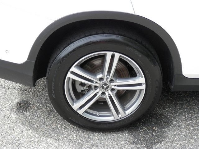 Used 2022 Mercedes-Benz GLC 300 4MATIC image 11