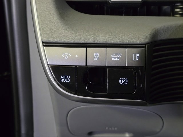 New 2025 Hyundai Ioniq 5 SEL image 22