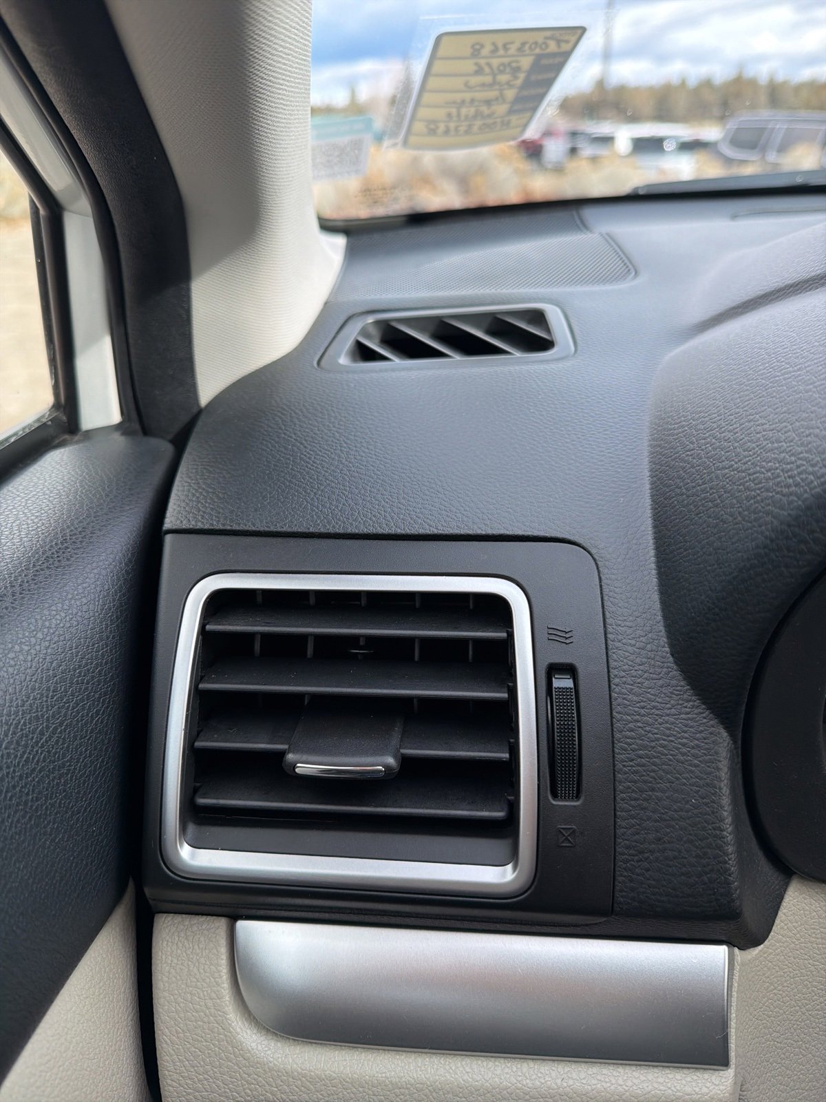 Used 2016 Subaru Impreza 2.0i Limited image 28