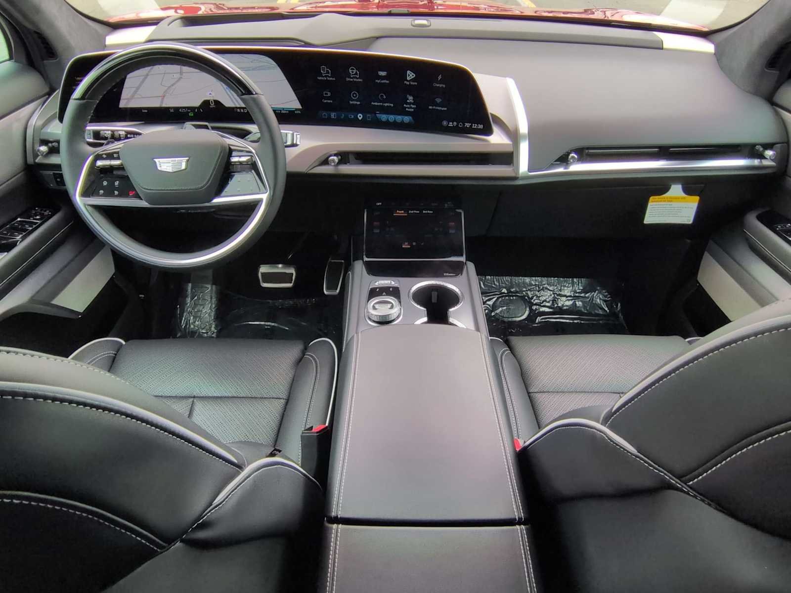 Used 2026 Cadillac Vistiq Platinum AWD/4WD image 13