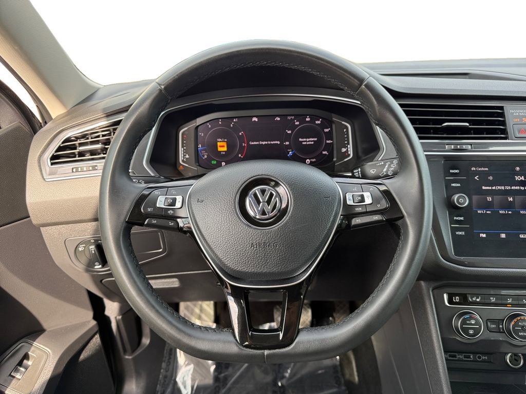 Used 2020 Volkswagen Tiguan SEL image 12
