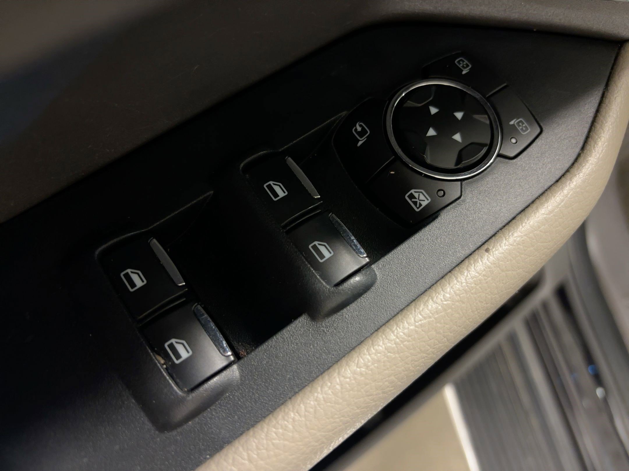 Used 2019 Ford Expedition Max XLT w/ Equipment Group 202A image 11