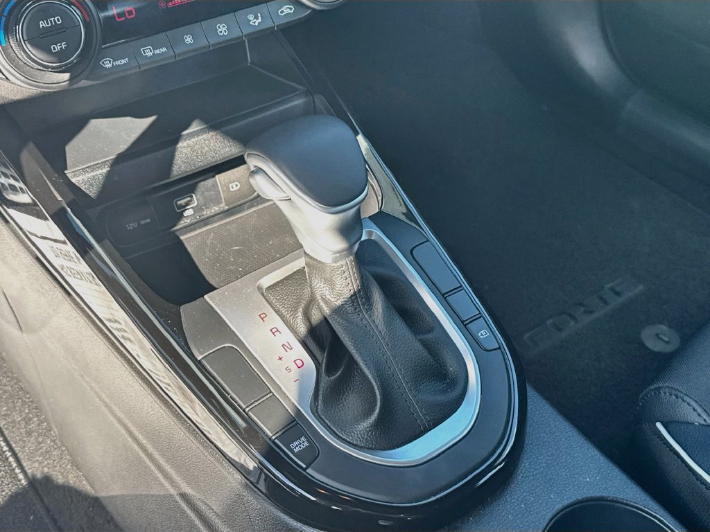 Certified 2023 Kia Forte GT-Line FWD image 20