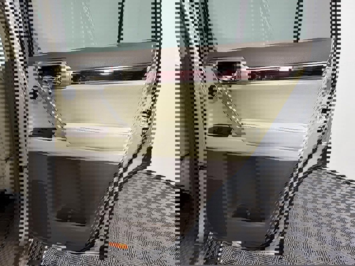 Used 2012 Lexus GX 460 Premium image 16