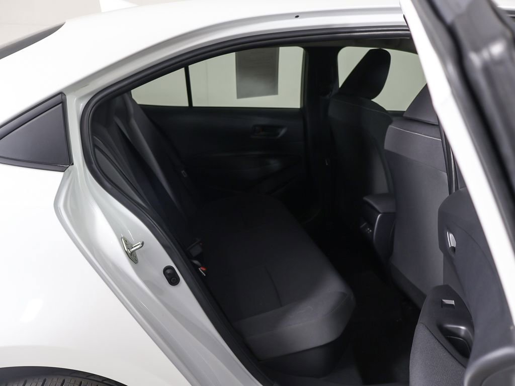 Used 2024 Toyota Corolla LE FWD image 28