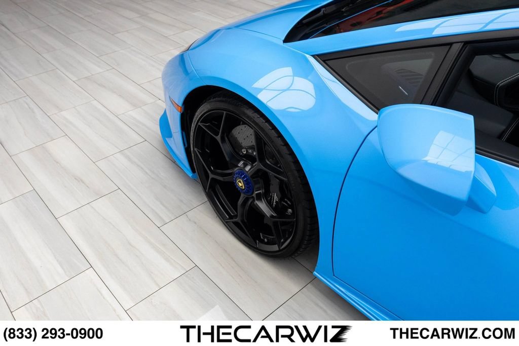 Used 2024 Lamborghini Huracan EVO AWD/4WD image 15