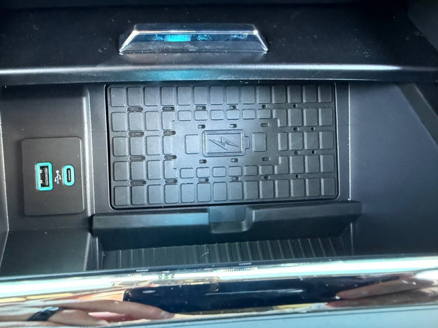 Used 2024 Ford Expedition Timberline image 33