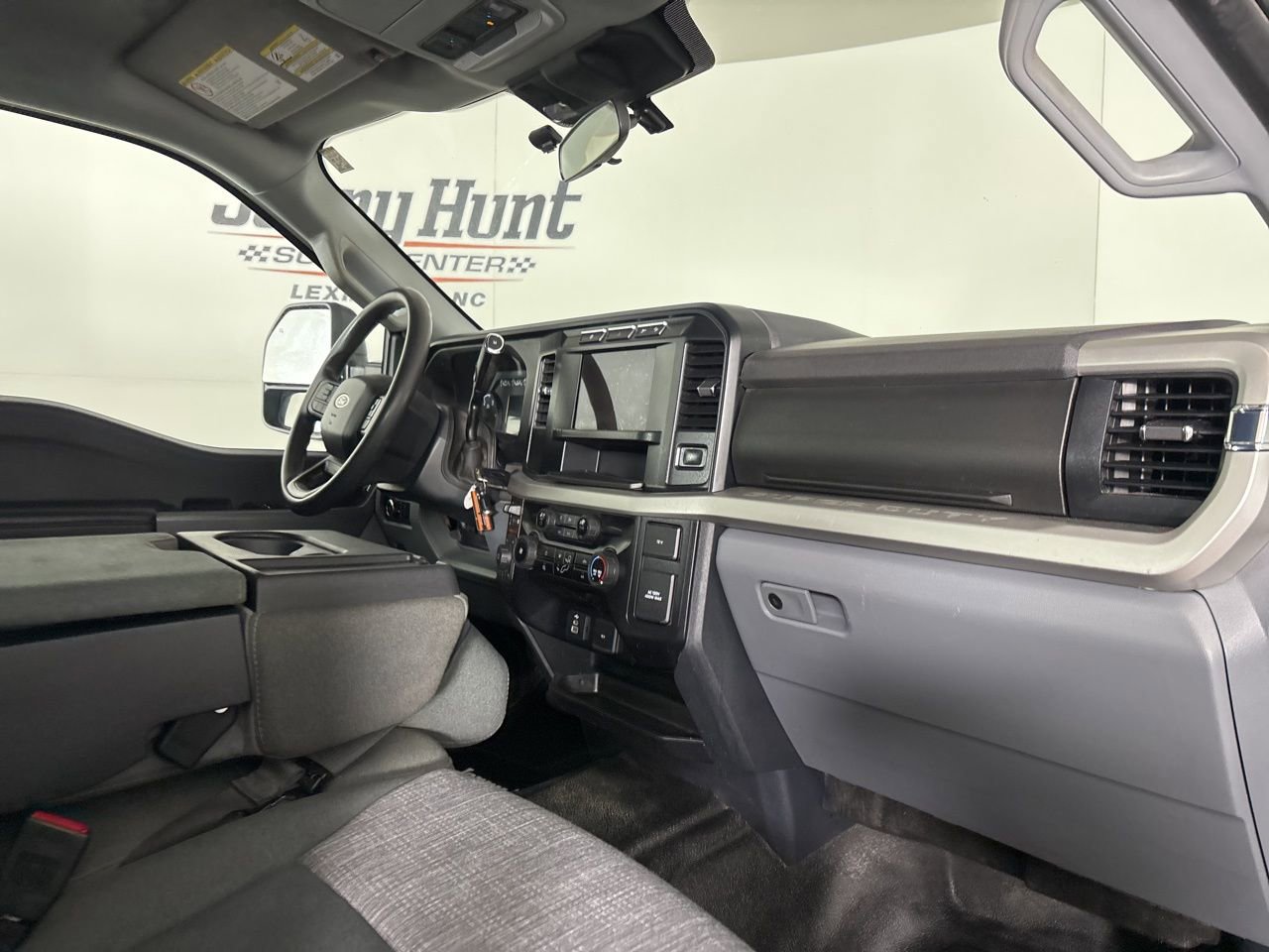 Used 2024 Ford F250 XLT w/ FX4 Off-Road Package image 29