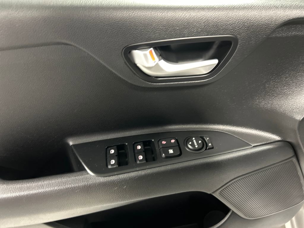 Used 2022 Kia Rio LX image 12