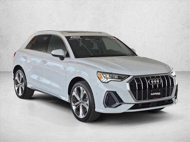 Used 2020 Audi Q3 2.0T Prestige AWD/4WD image 3