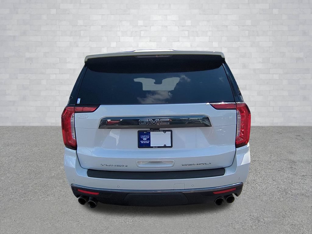 Used 2024 GMC Yukon Denali Ultimate AWD/4WD image 6