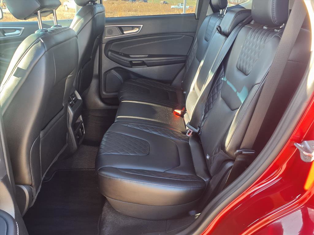 Used 2024 Ford Edge Titanium image 27