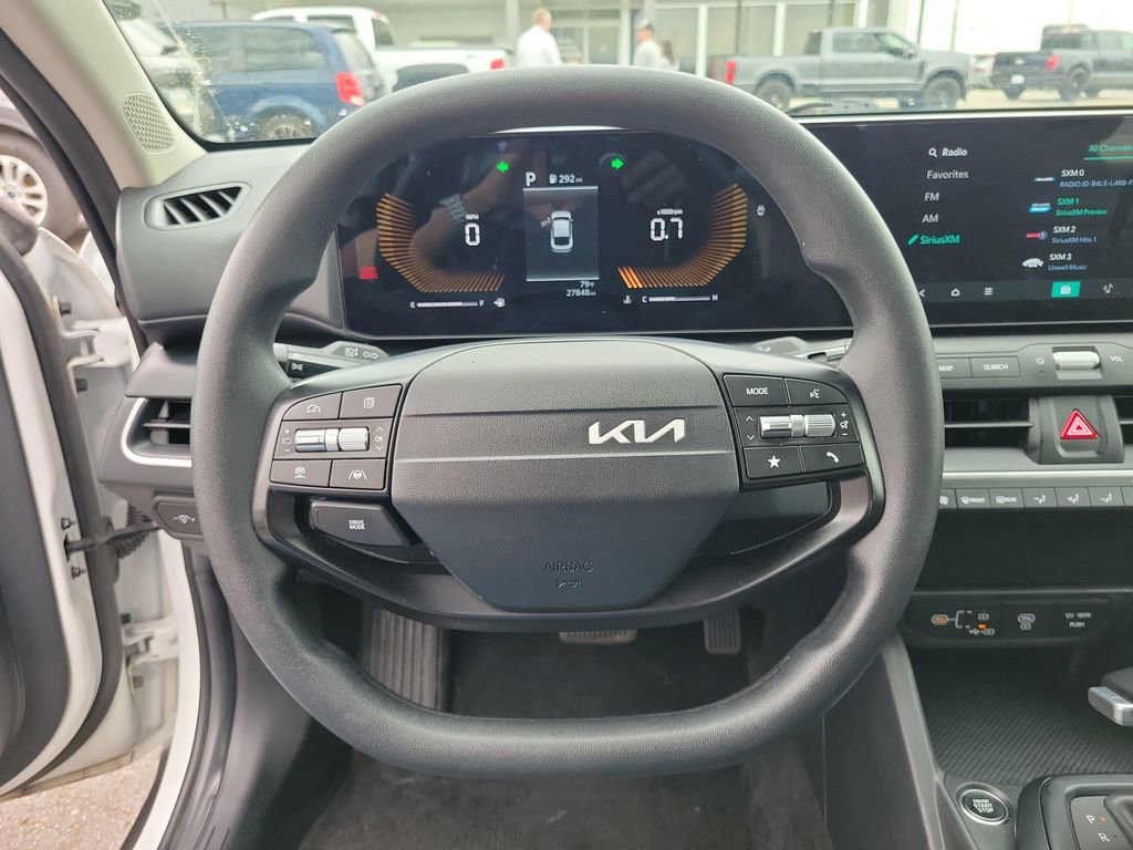 Used 2025 Kia K4 FWD image 24