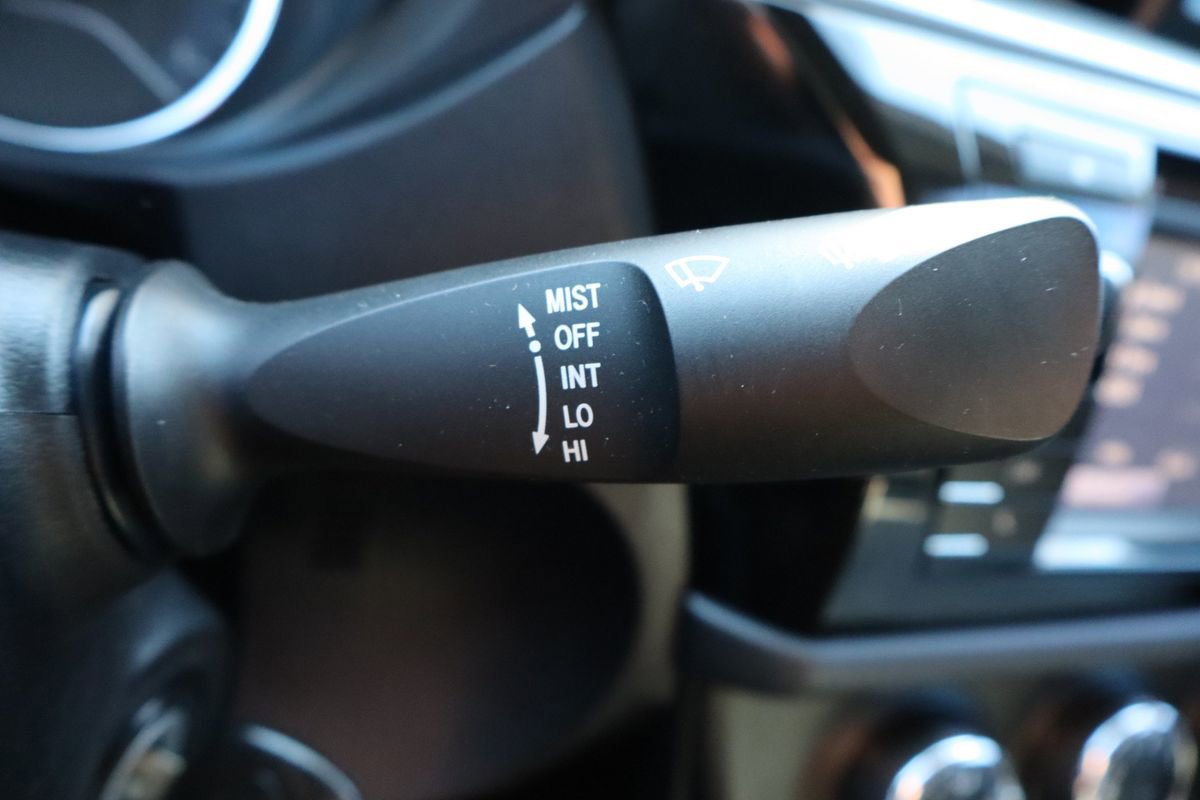 Used 2014 Toyota Corolla L image 32