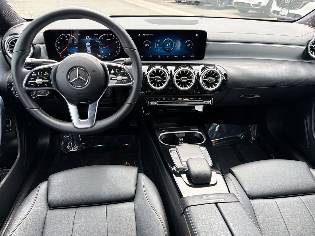 Used 2023 Mercedes-Benz CLA 250 image 7