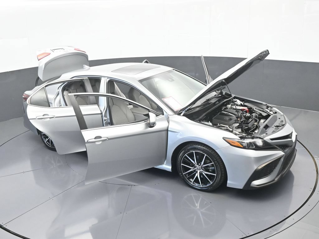 Used 2021 Toyota Camry SE w/ Cold Weather Package AWD/4WD image 67