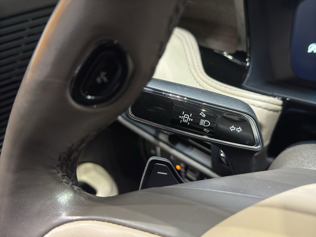 Used 2022 Lincoln Corsair Reserve w/ Equipment Group 201A image 23