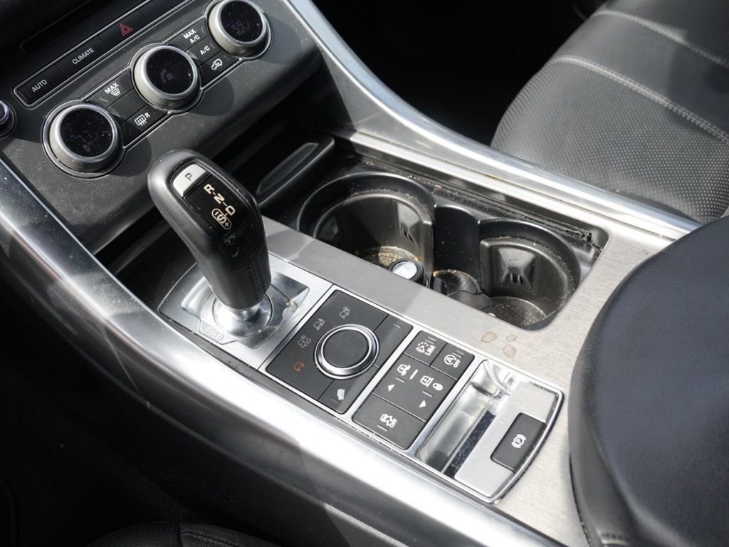 Used 2017 Land Rover Range Rover Sport SE AWD/4WD image 16