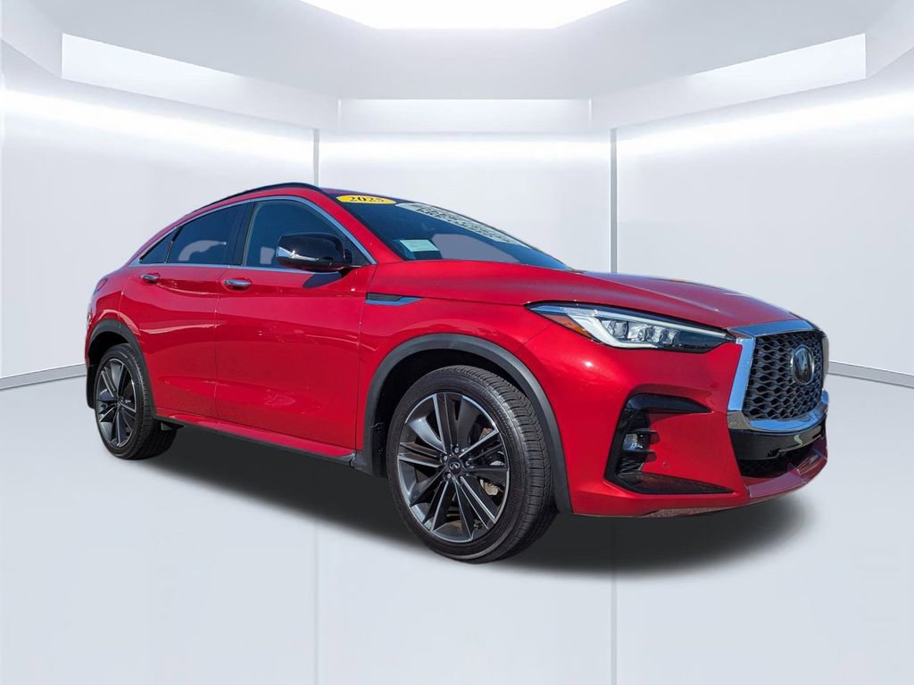 Certified 2025 INFINITI QX55 Essential image 2