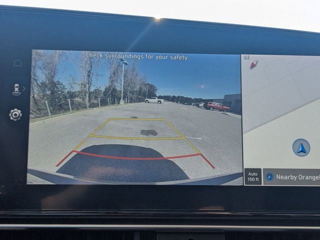 Used 2025 Hyundai Elantra SEL image 22