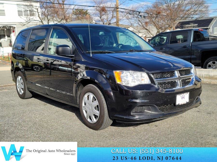 Used 2019 Dodge Grand Caravan SE w/ UConnect Hands-Free Group