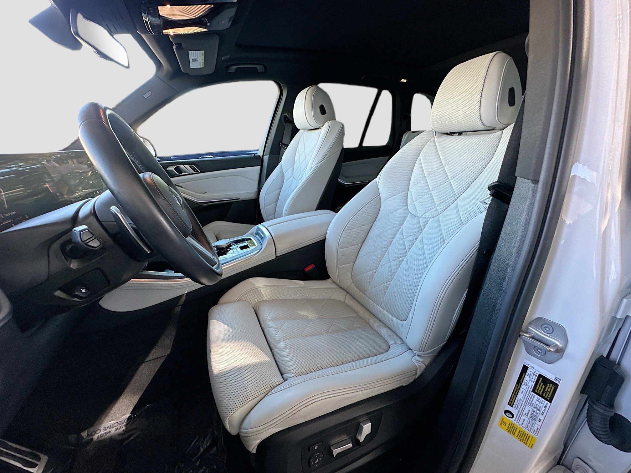 Certified 2024 BMW X5 sDrive40i w/ M Sport Package image 22