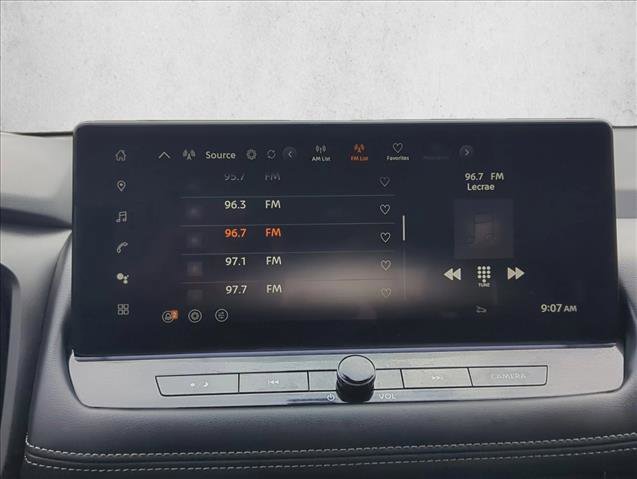 Used 2025 Nissan Rogue SL FWD image 14