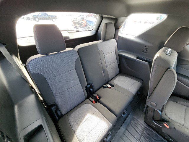 Used 2023 Chevrolet Traverse LT w/ LPO, Floor Liner Package image 18