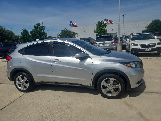 Used 2016 Honda HR-V EX image 2