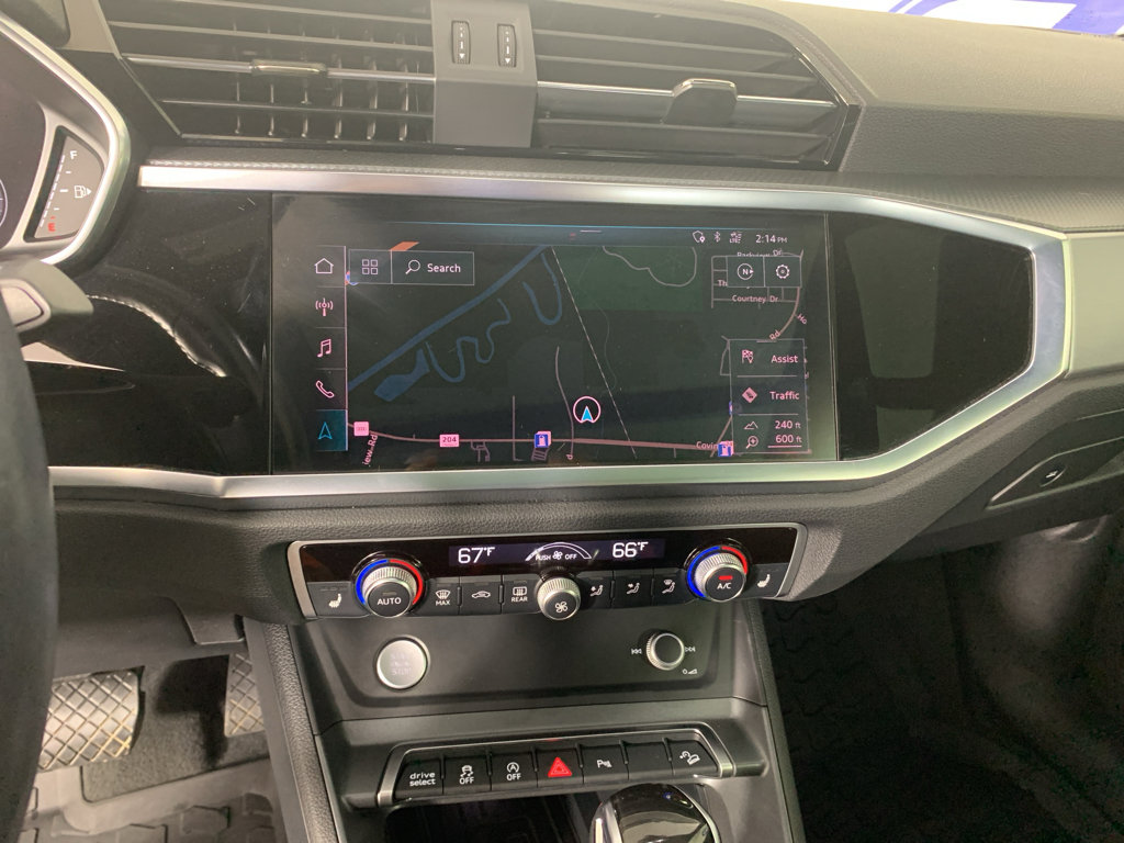 Used 2020 Audi Q3 2.0T Premium Plus AWD/4WD image 26