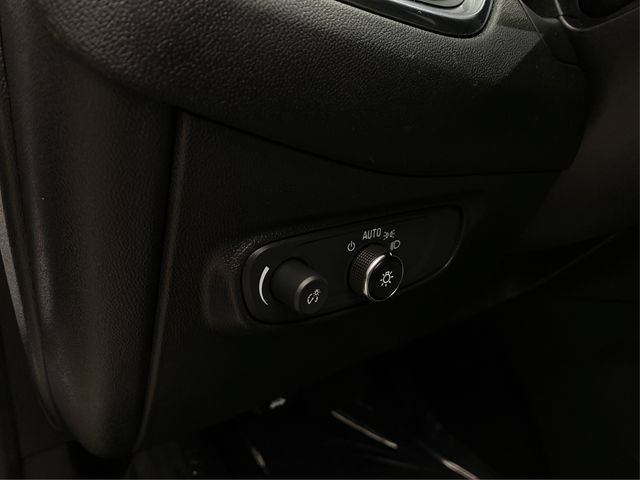 Used 2023 Chevrolet Equinox LS w/ LS Convenience Package AWD/4WD image 23
