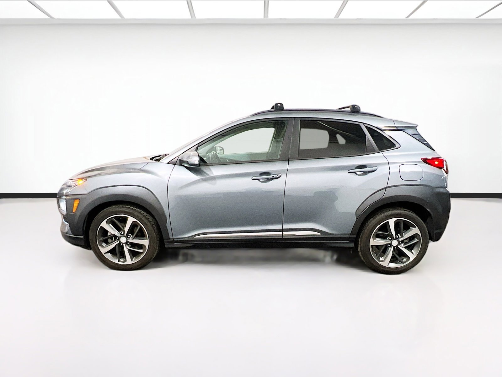 Used 2020 Hyundai Kona Limited AWD/4WD image 23