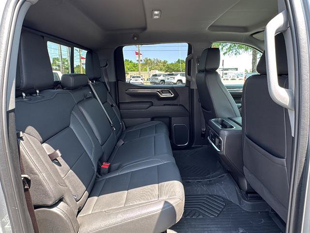 Used 2024 Chevrolet Silverado 1500 LTZ AWD/4WD image 15