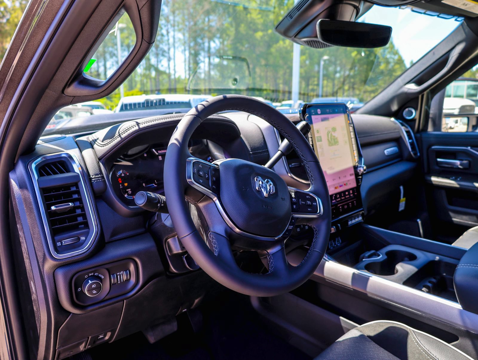 New 2026 RAM 2500 Laramie AWD/4WD image 19