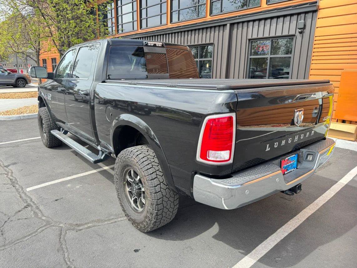Used 2018 RAM 2500 Longhorn w/ Longhorn Southfork Package AWD/4WD image 3