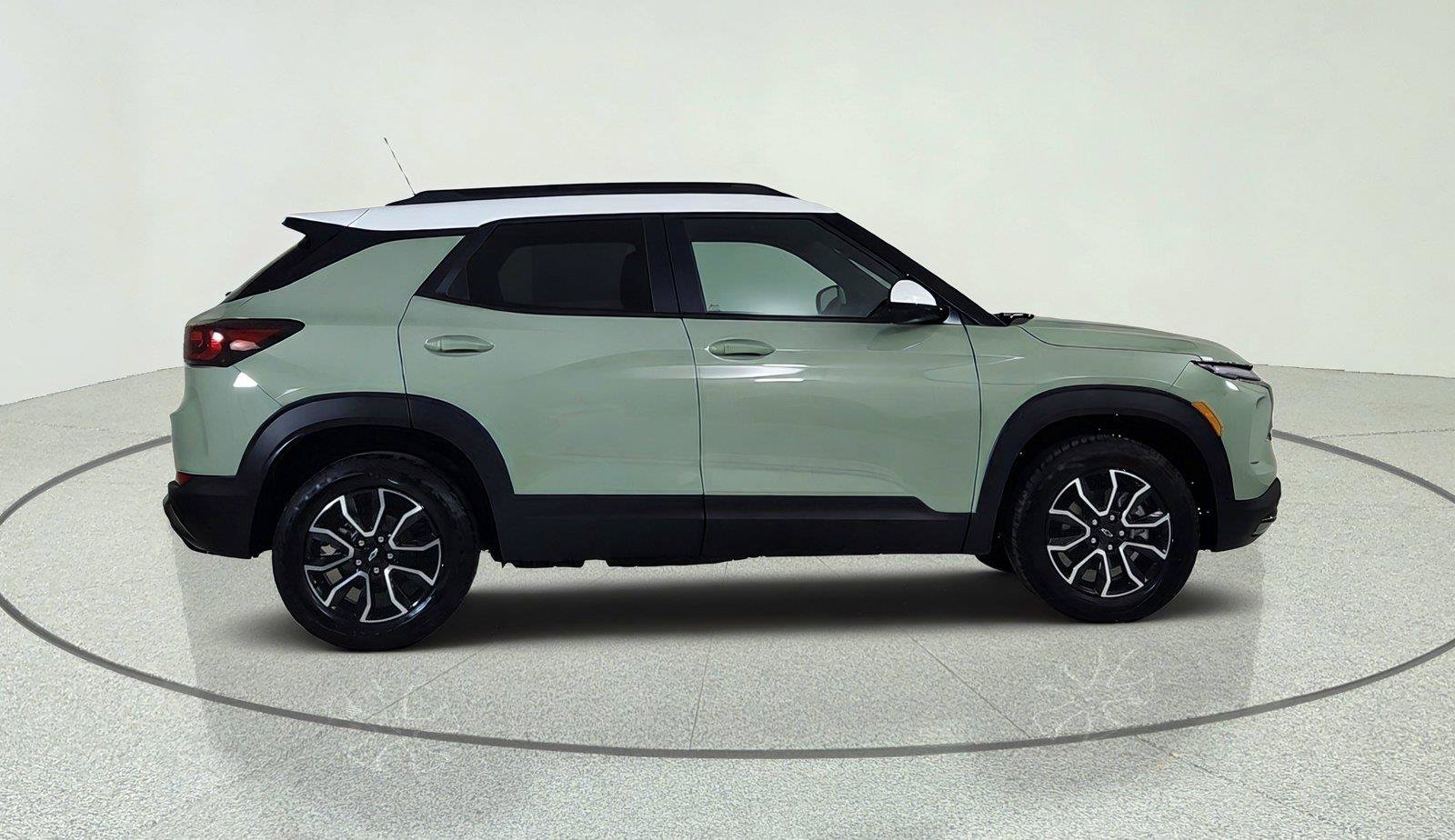 New 2026 Chevrolet TrailBlazer ACTIV w/ Convenience Package AWD/4WD image 7