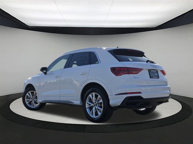 Certified 2025 Audi Q3 2.0T Premium w/ Convenience Package image 5