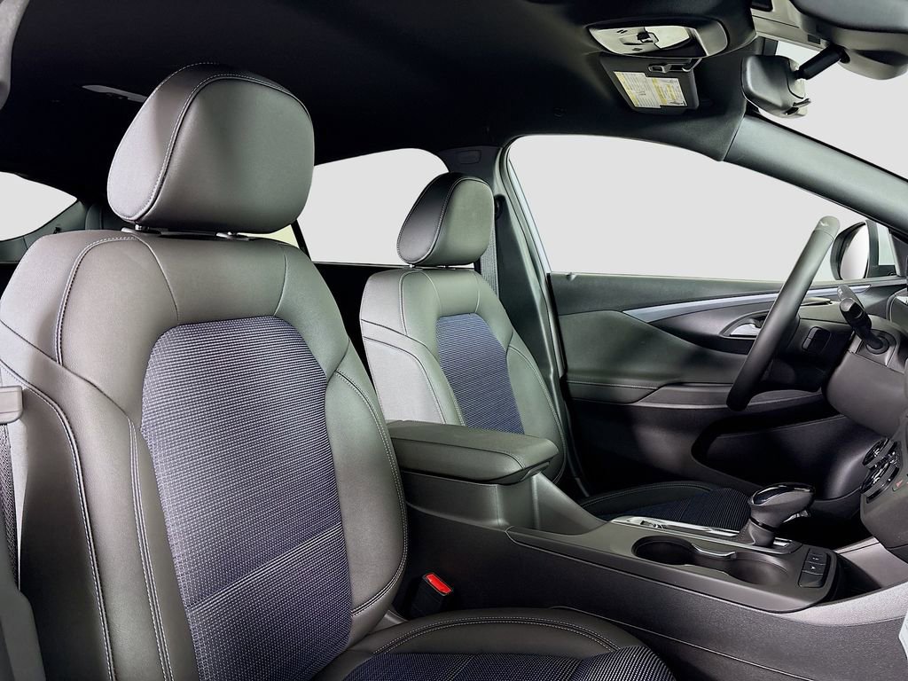 New 2026 Buick Envista Sport Touring w/ Convenience I Package FWD image 26