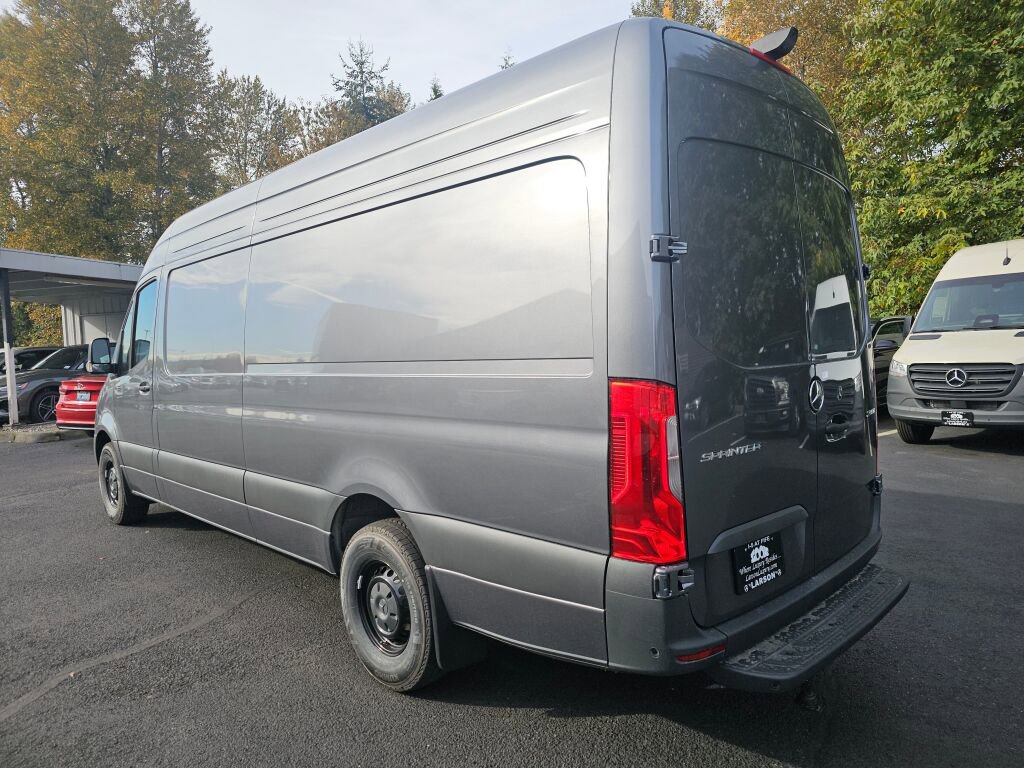 New 2025 Mercedes-Benz Sprinter 2500 image 4