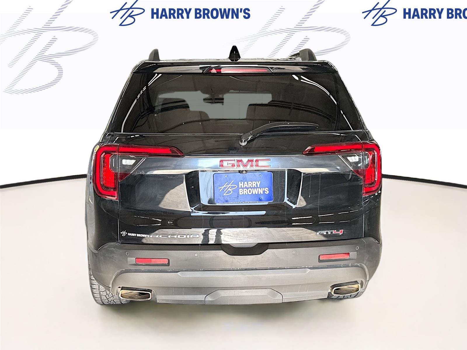 Used 2023 GMC Acadia AT4 w/ Technology Package AWD/4WD image 9