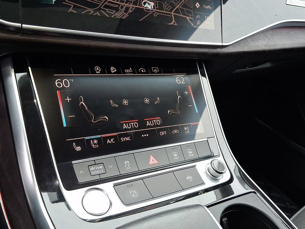 Used 2020 Audi Q8 Premium Plus w/ Premium Plus Package AWD/4WD image 17