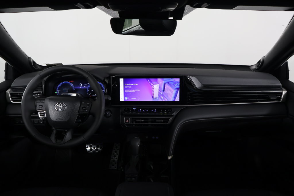New 2026 Toyota Camry XSE w/ Premium Plus Package AWD/4WD image 4
