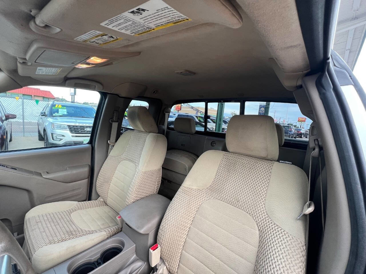 Used 2017 Nissan Frontier SV AWD/4WD image 16