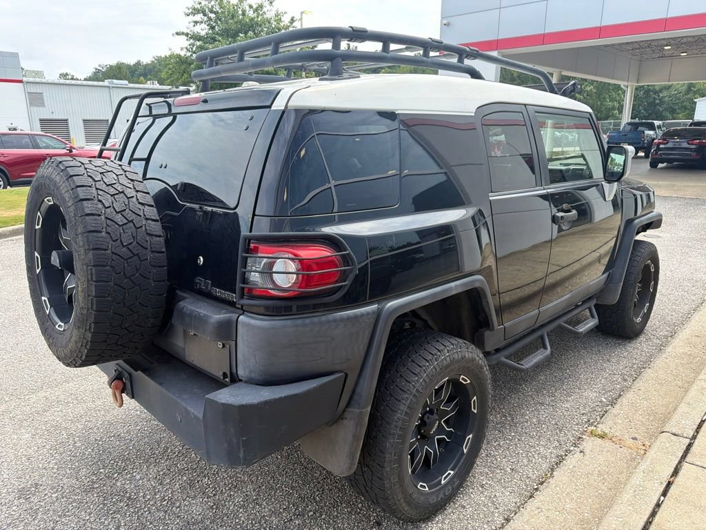 Used 2014 Toyota FJ Cruiser 4WD w/ Upgrade Package image 3