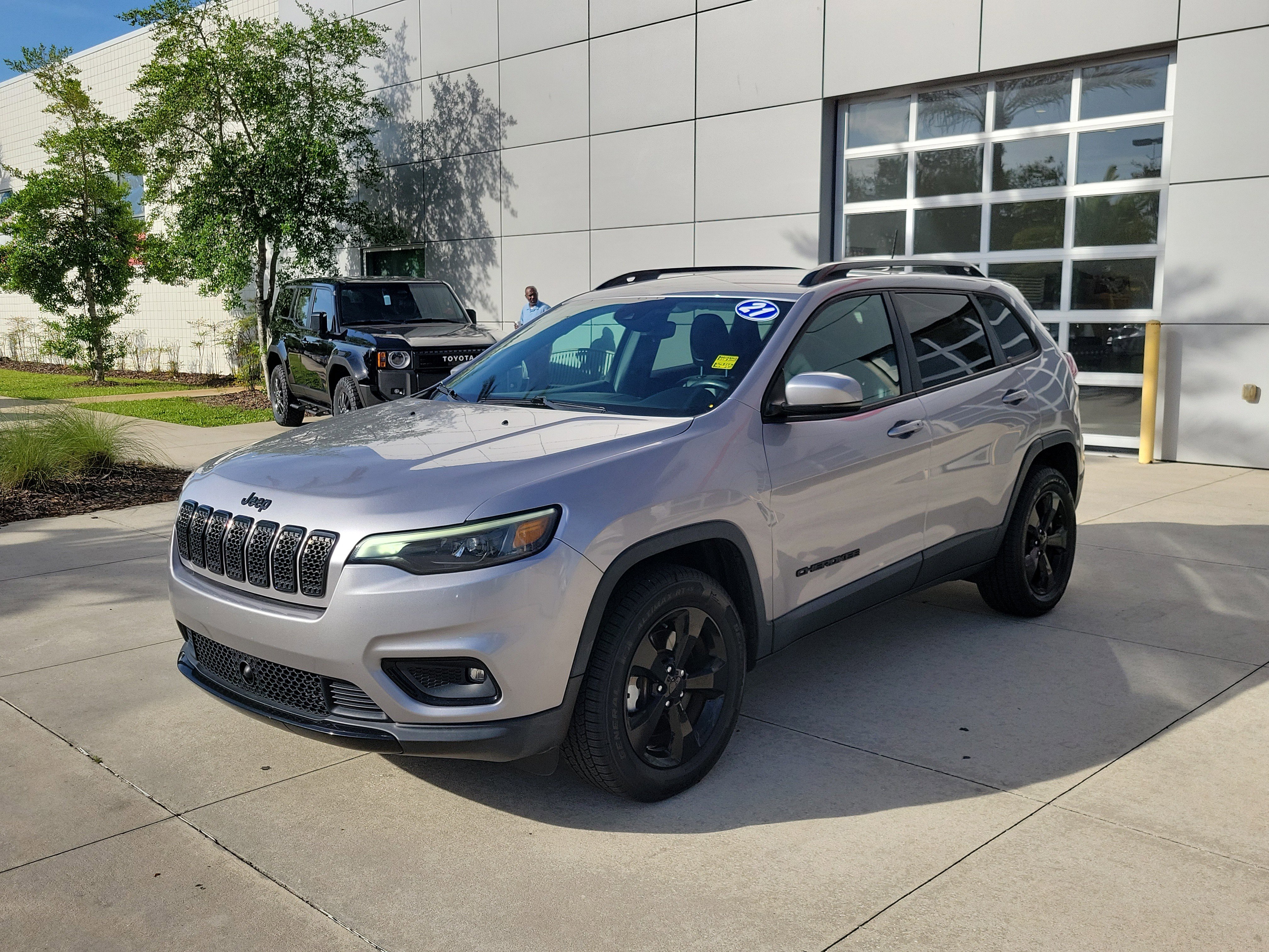 Used 2021 Jeep Cherokee Latitude Plus