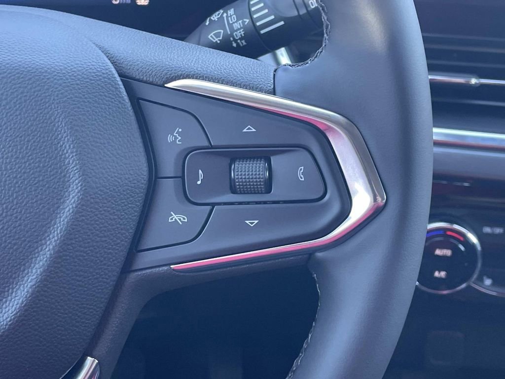 New 2026 Chevrolet Trax ACTIV FWD image 26