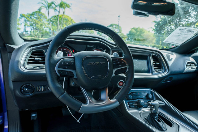 Used 2016 Dodge Challenger SRT Hellcat image 28