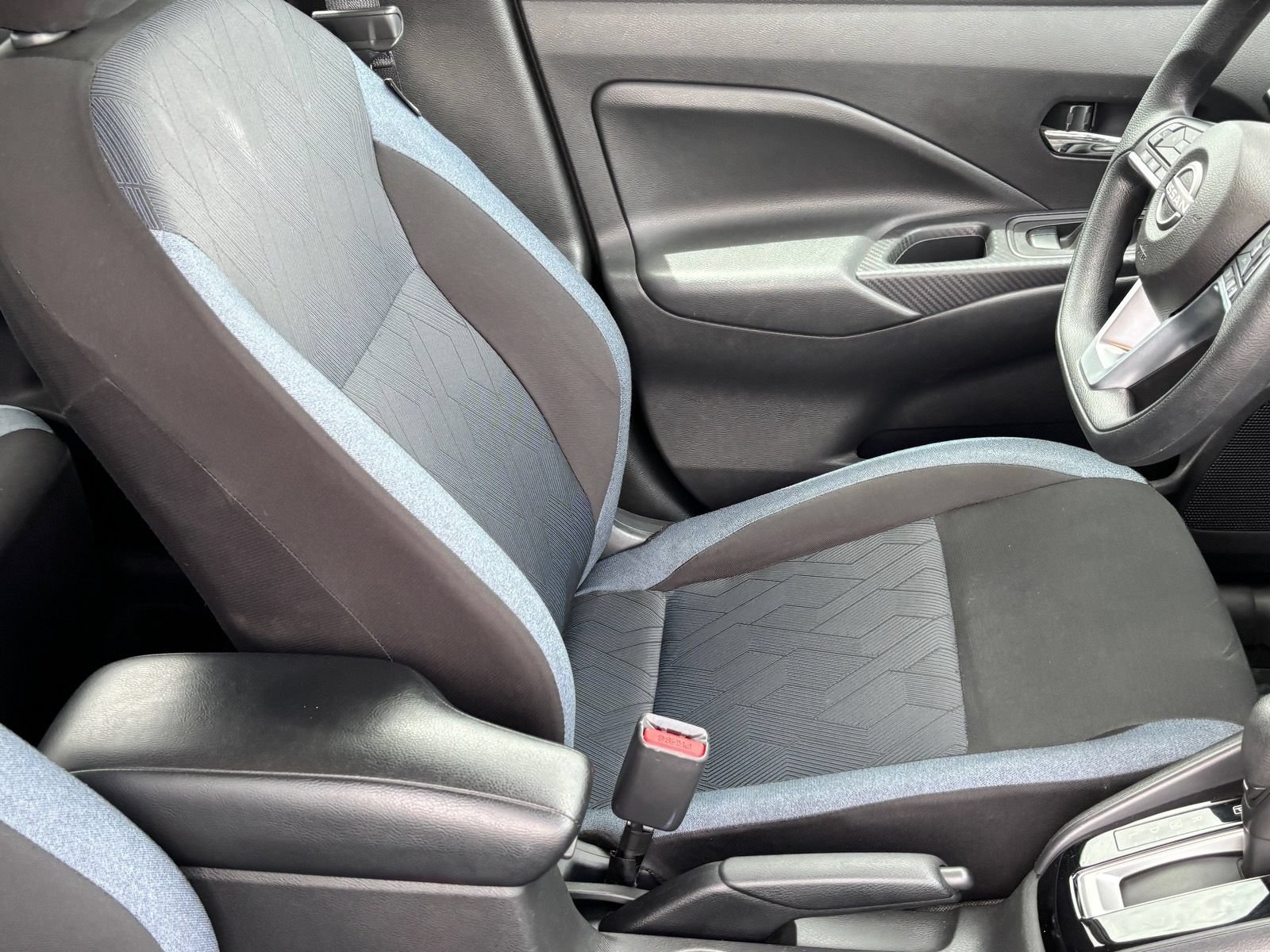 Certified 2023 Nissan Versa SV FWD image 10