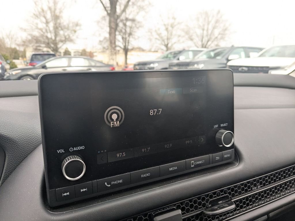 Used 2025 Honda HR-V LX image 17