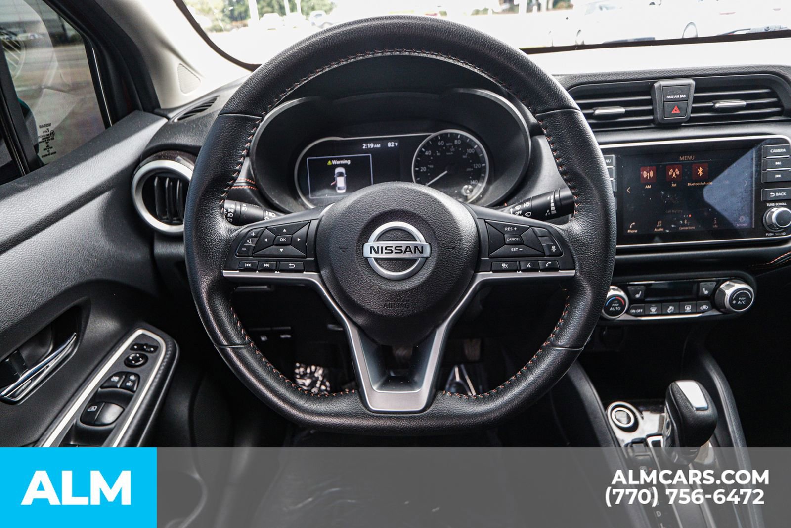 Used 2020 Nissan Versa SR w/ Convenience Package image 30